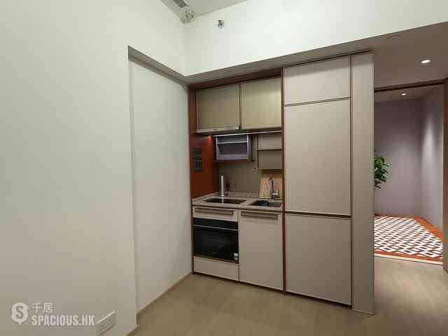 North Point - State Residence 05