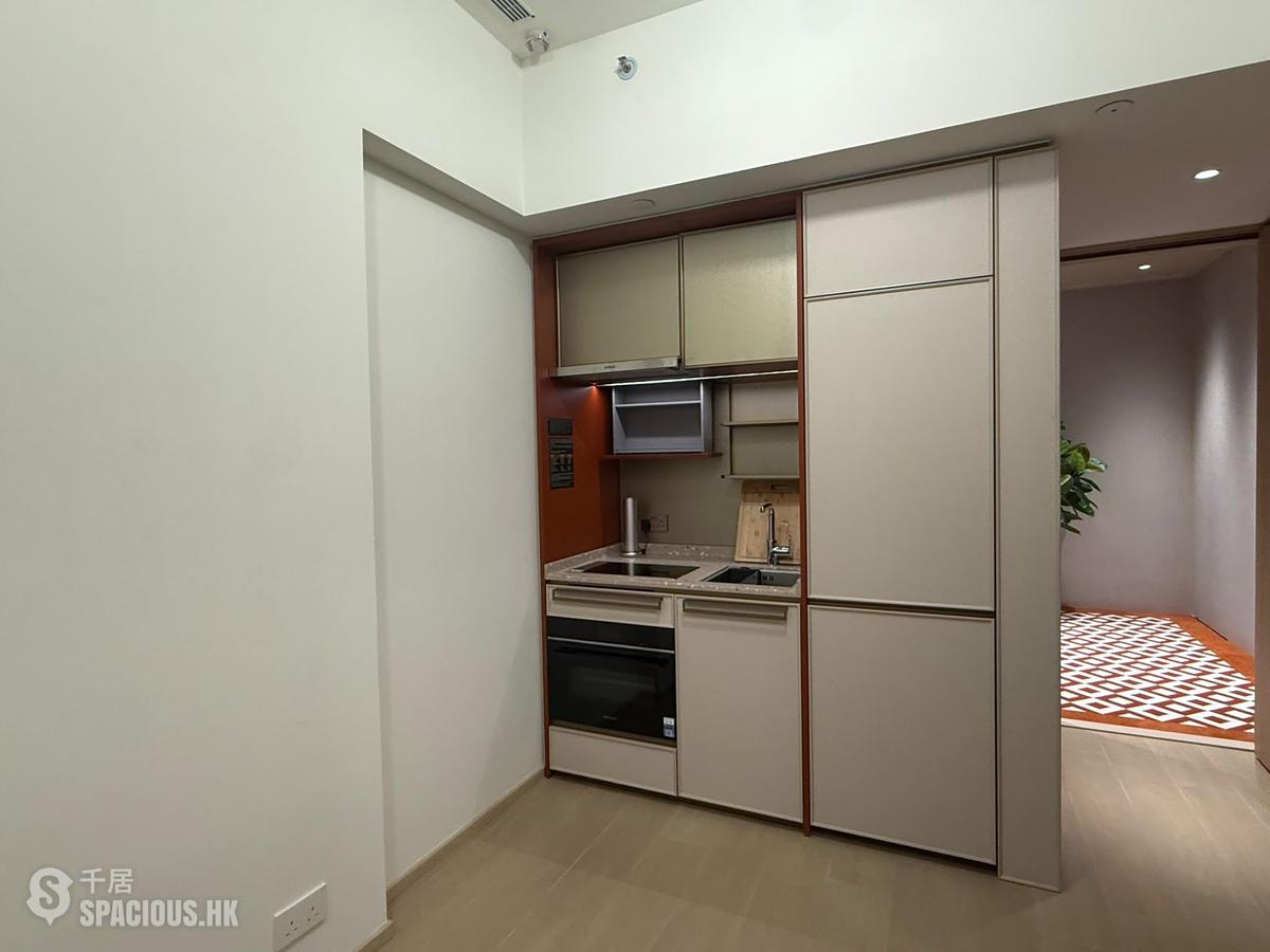 North Point - State Residence 01