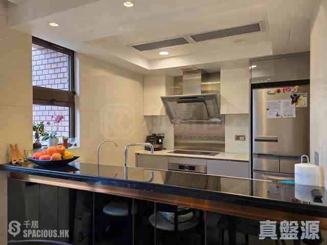 Tai Tam - Hong Kong Parkview Parkview Court Block 3 01