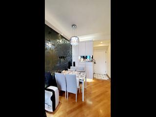 Kennedy Town - The Merton Tower 3 03