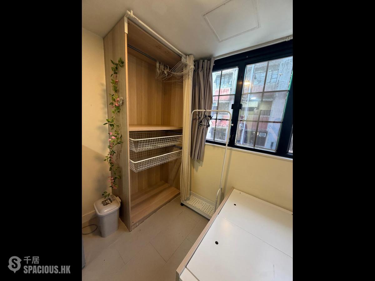 Sai Ying Pun - 20, Third Street 01