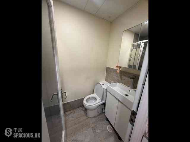 Sai Ying Pun - 20, Third Street 04