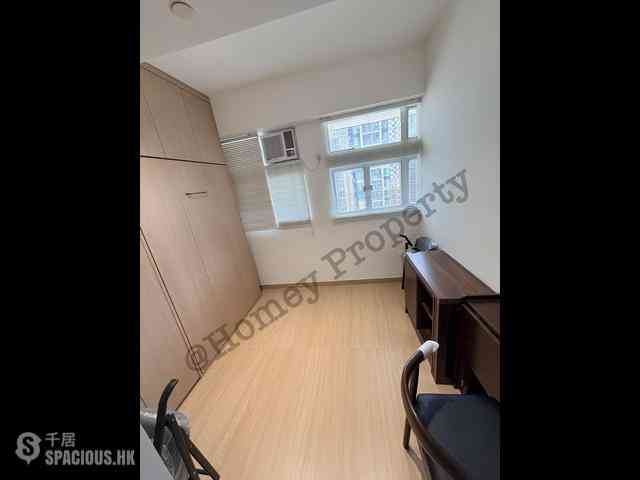 Sai Ying Pun - Siu On Building 04