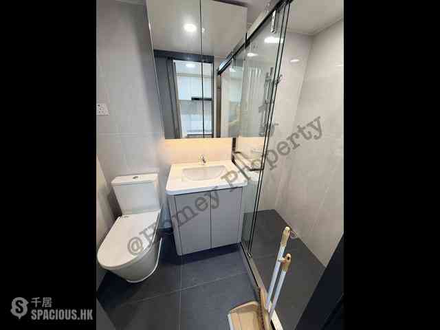 Sai Ying Pun - Siu On Building 08