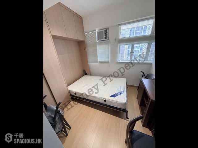 Sai Ying Pun - Siu On Building 06