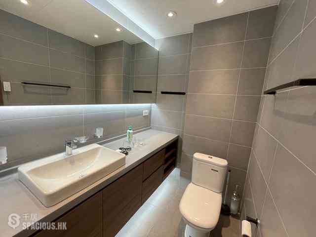Mid Levels Central - Tavistock II 15