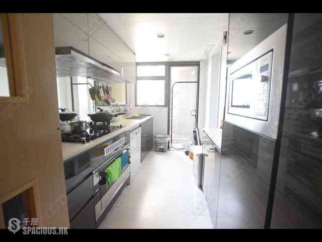 Tung Chung - The Visionary 08