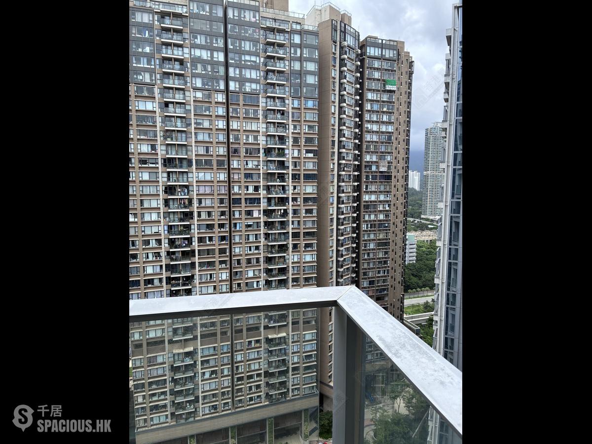 Tung Chung - Century Link 01