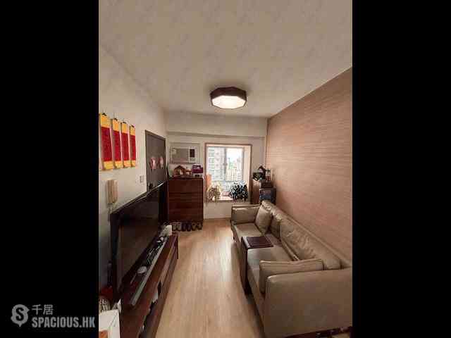 Mid Levels Central - Woodlands Court 03