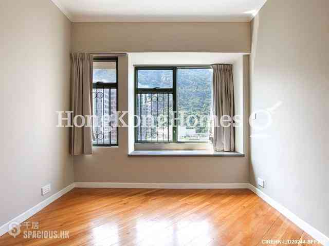 Mid Levels Central - Robinson Place 07