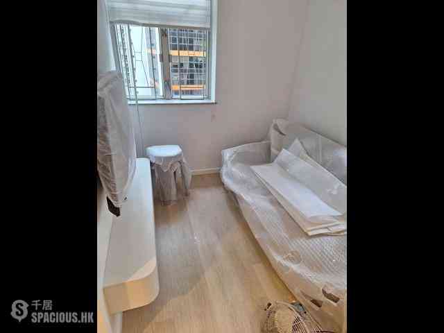 Sheung Wan - Evora Building 04