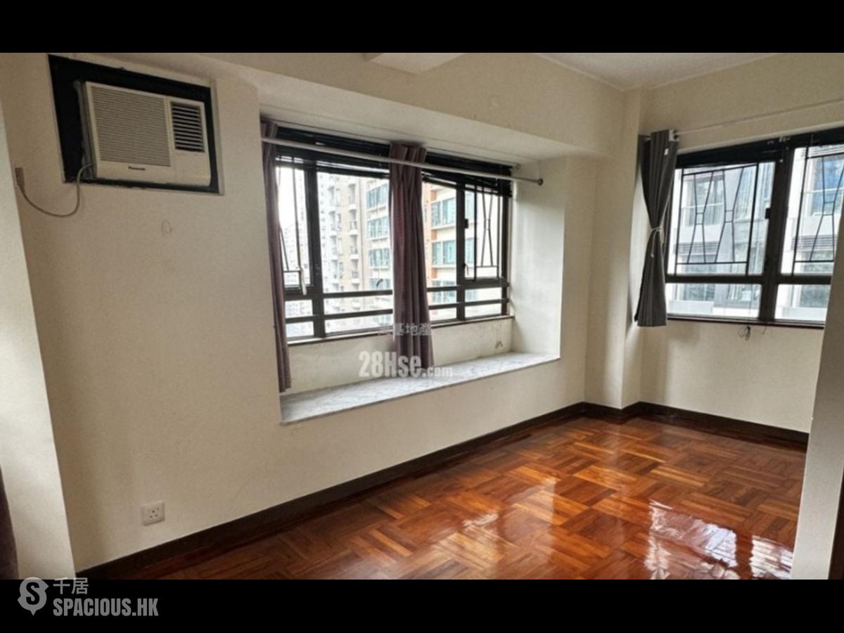 Kennedy Town - Axeford Villa 01