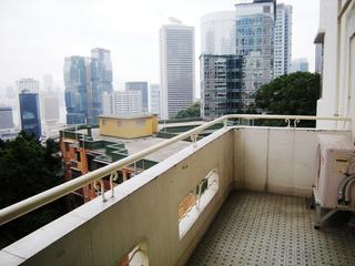 Mid Levels Central - Best View Court Block 68, Macdonnell Road 02