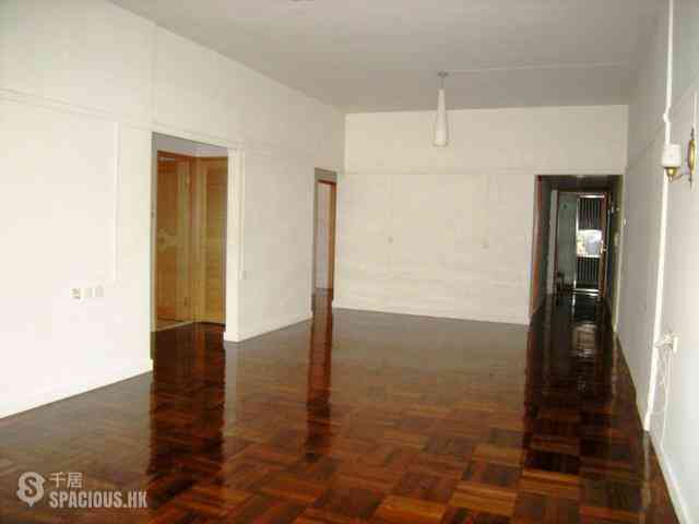 Mid Levels Central - Best View Court Block 68, Macdonnell Road 03