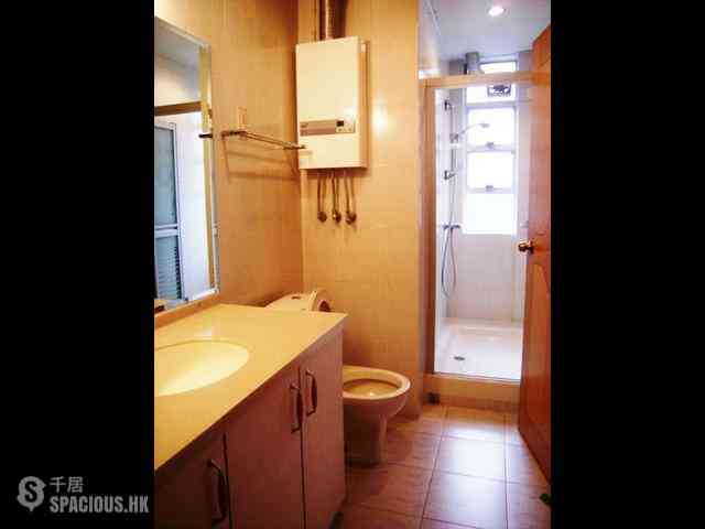 Mid Levels Central - Best View Court Block 68, Macdonnell Road 05