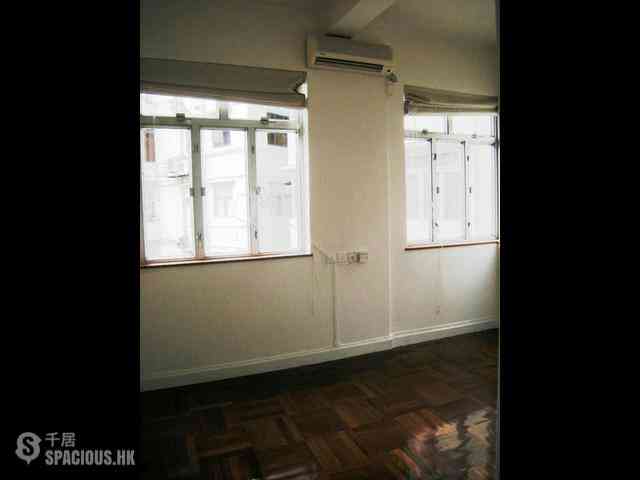 Mid Levels Central - Best View Court Block 68, Macdonnell Road 08