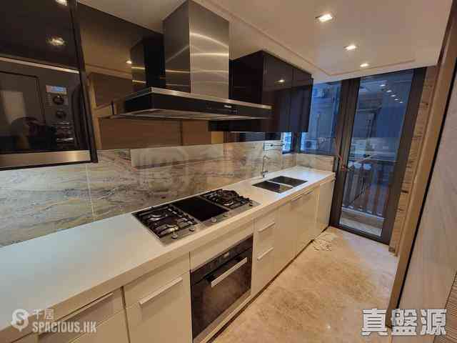Tseung Kwan O - The Wings Ocean Wings Block 2 02