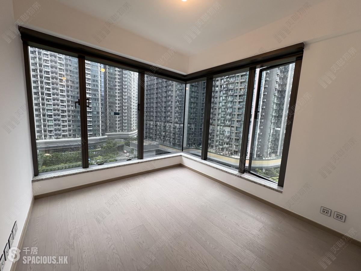 Wong Chuk Hang - The Southside Phase 3B Blue Coast 01