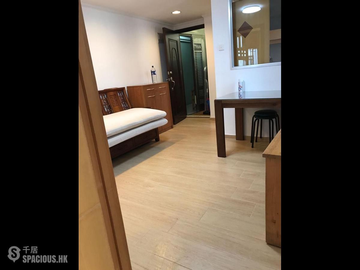 Sheung Wan - Kiu Kwong Mansion 01