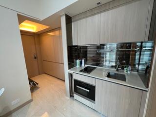 Sai Ying Pun - King's Hill 04