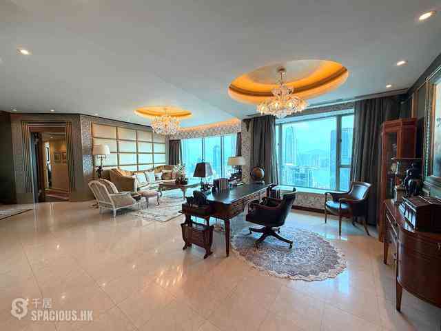 Mid Levels Central - Regence Royale 01