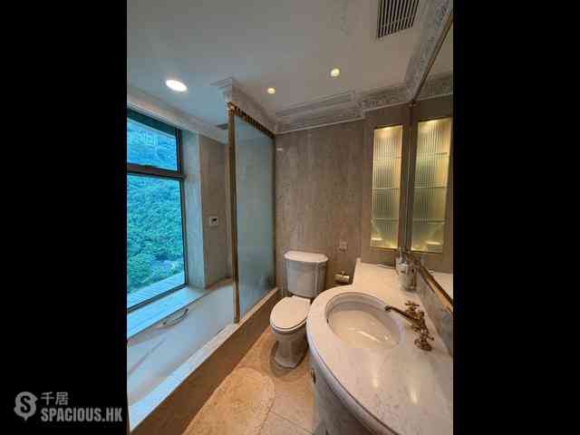Mid Levels Central - Regence Royale 05
