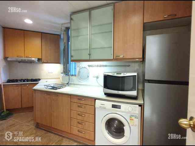 West Kowloon - Sorrento 04