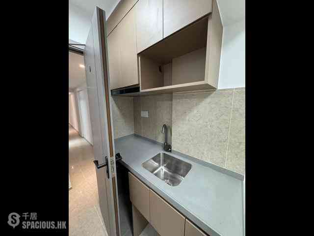 Jordan - Kim Tak Building 02