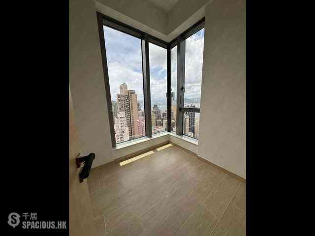 Sai Ying Pun - Upper Manor 01