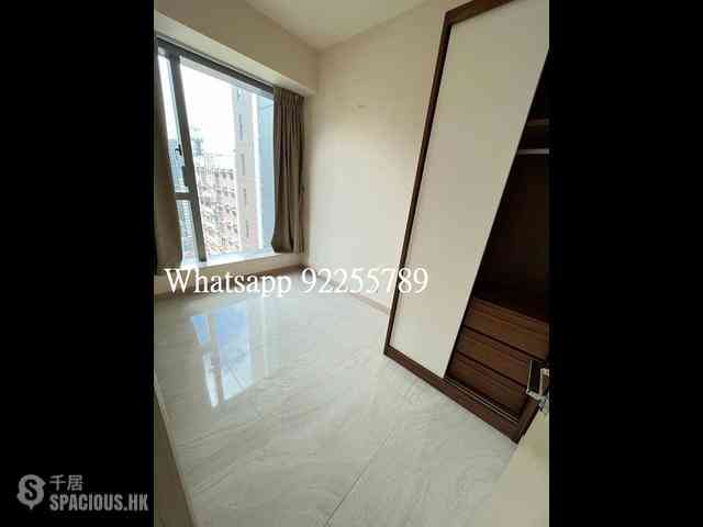 Sai Ying Pun - King's Hill 03