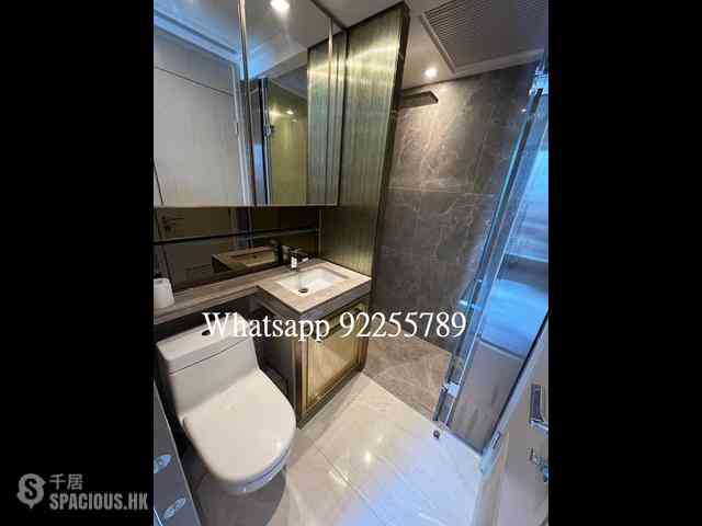 Sai Ying Pun - King's Hill 05