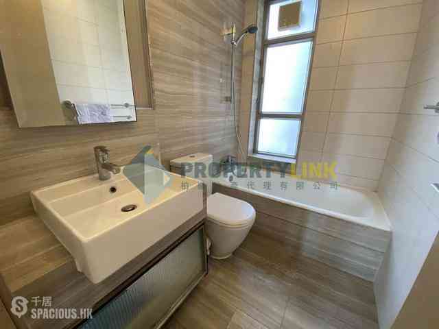 Sai Ying Pun - Island Crest 05