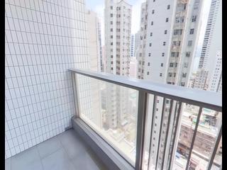 Sai Ying Pun - Island Crest Block 2 04