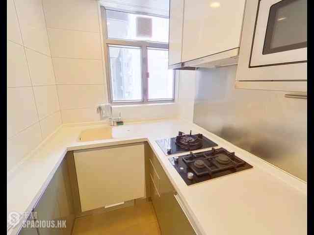 Sai Ying Pun - Island Crest Block 2 05