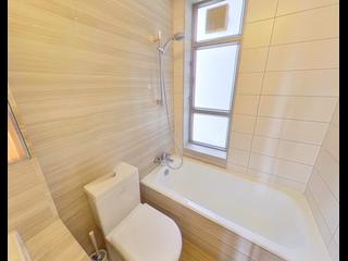 Sai Ying Pun - Island Crest Block 2 08