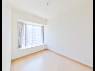 Sai Ying Pun - Island Crest Block 2 11