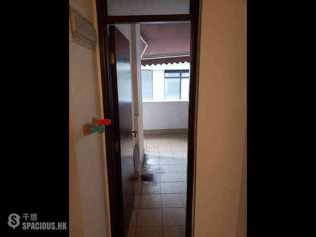 Sheung Wan - Hang Shing Lau 04