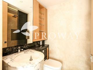 Mid Levels Central - Gramercy 04