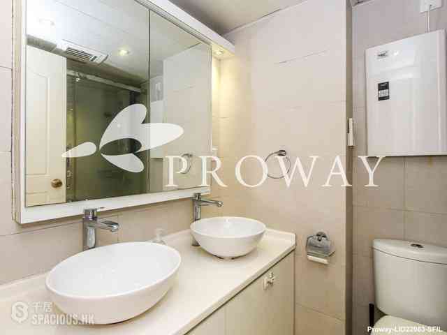 Kennedy Town - University Heights 06