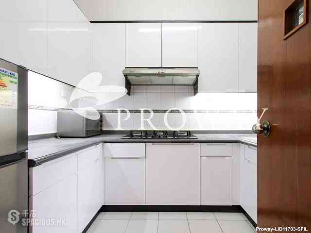 Mid Levels Central - Hillsborough Court 07