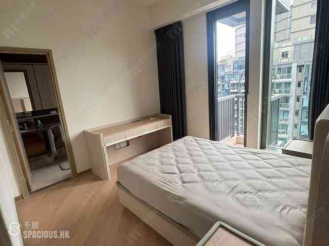 Wong Chuk Hang - The Southside Phase 1 Southland Tower 2B 04