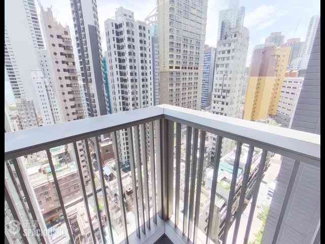 Sai Ying Pun - Island Crest Block 2 01