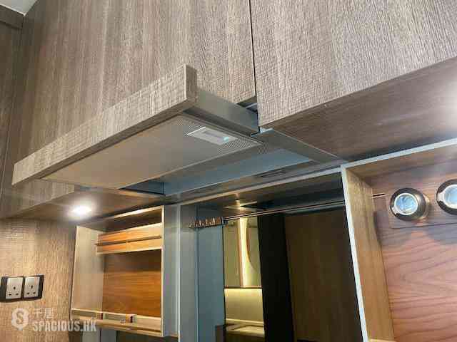 Shek Tong Tsui - Novum West 20