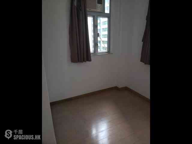 Wan Chai - Hay Wah Building 06