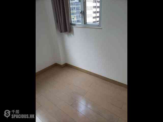 Wan Chai - Hay Wah Building 07