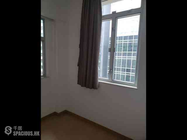 Wan Chai - Hay Wah Building 11