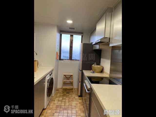 Tai Tam - Hong Kong Parkview Parkview Court Block 5 02