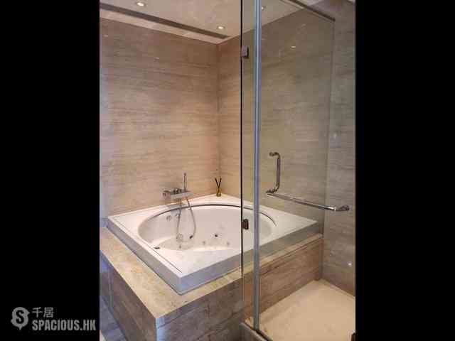 Wong Chuk Hang - Marinella Block 6 05
