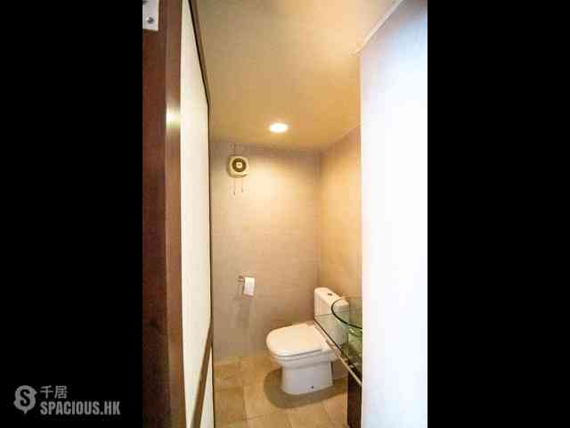 Mid Levels West - Rowen Court 05