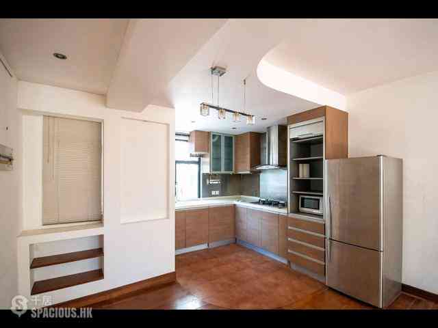 Mid Levels West - Rowen Court 03